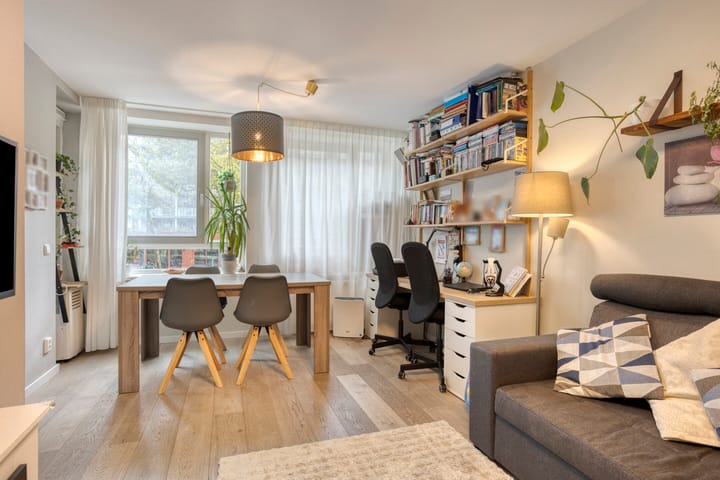 Tussenwoning te koop: Goeman Borgesiusstraat 1, Amsterdam