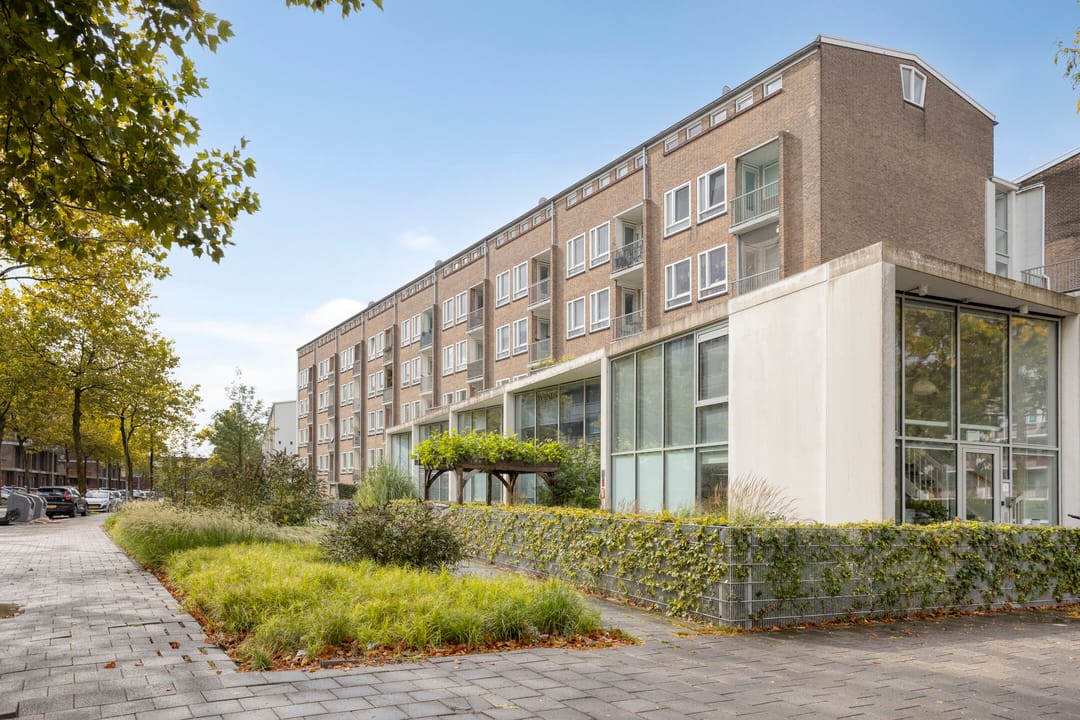 Photo 1 of Goeman Borgesiusstraat 1