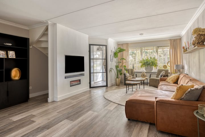 Tussenwoning te koop: henegouwenlaan 25, Oldenzaal