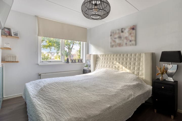Tussenwoning te koop: henegouwenlaan 25, Oldenzaal