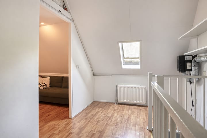 Tussenwoning te koop: henegouwenlaan 25, Oldenzaal