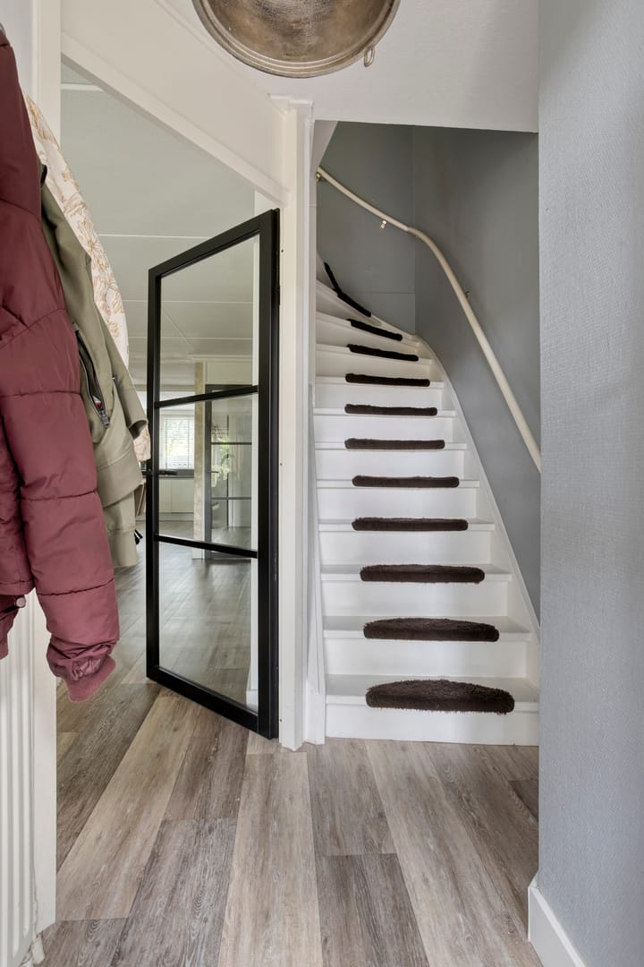 Tussenwoning te koop: henegouwenlaan 25, Oldenzaal