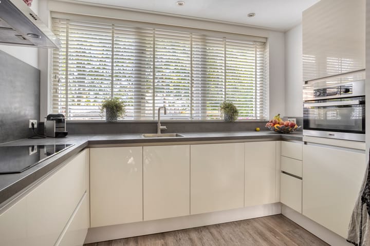 Tussenwoning te koop: henegouwenlaan 25, Oldenzaal