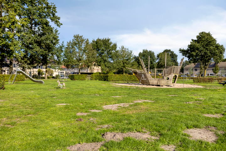 Tussenwoning te koop: henegouwenlaan 25, Oldenzaal