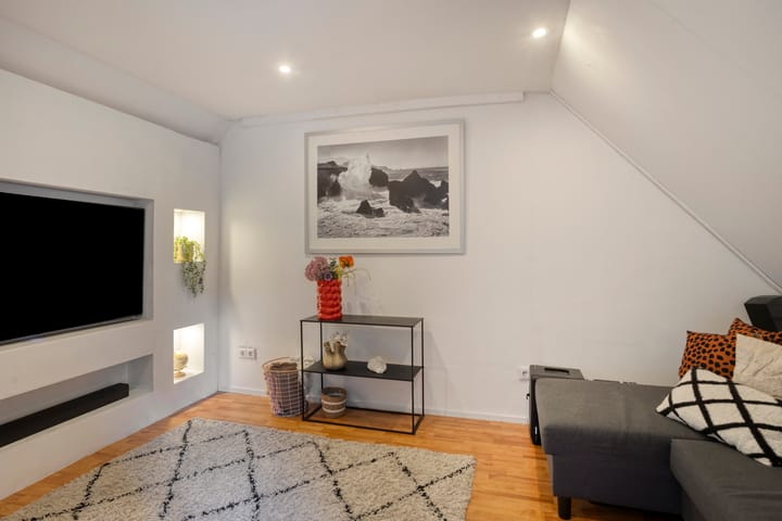 Tussenwoning te koop: henegouwenlaan 25, Oldenzaal
