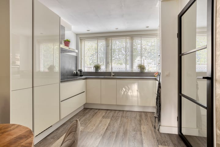 Tussenwoning te koop: henegouwenlaan 25, Oldenzaal