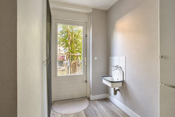 Tussenwoning te koop: henegouwenlaan 25, Oldenzaal