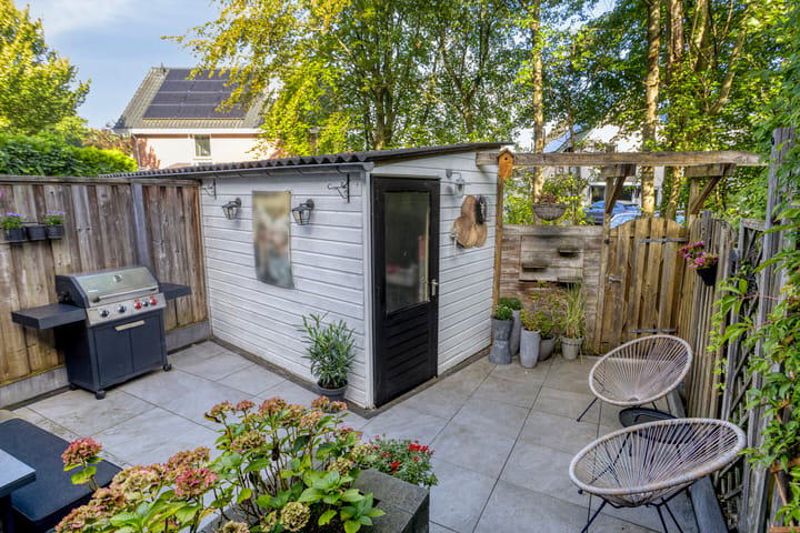 Tussenwoning te koop: henegouwenlaan 25, Oldenzaal