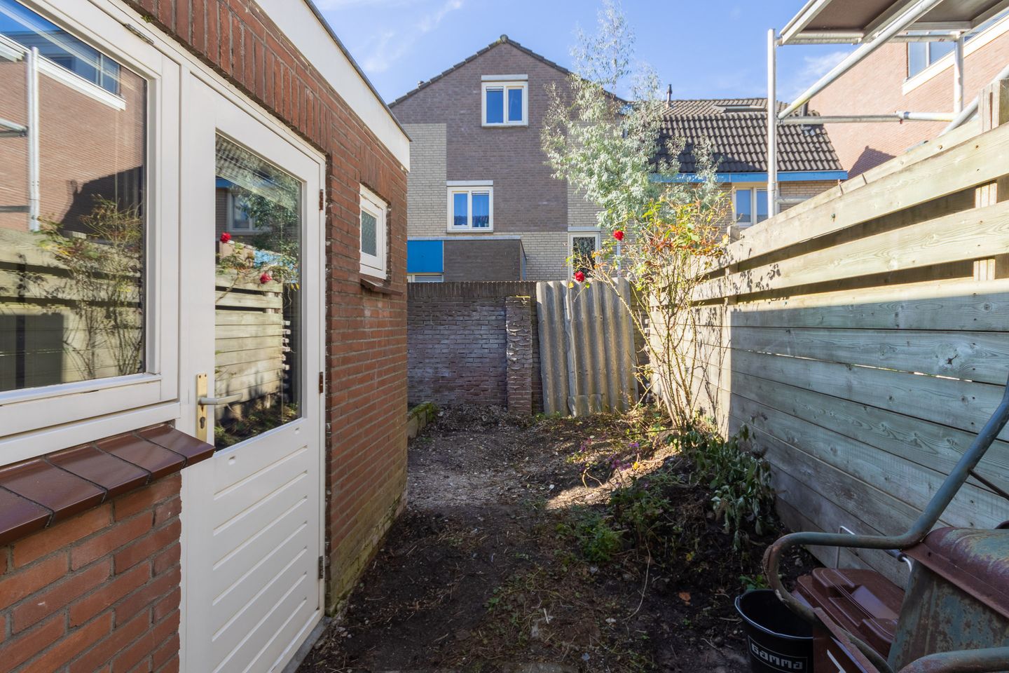 Photo 19 of Bloemstraat 75