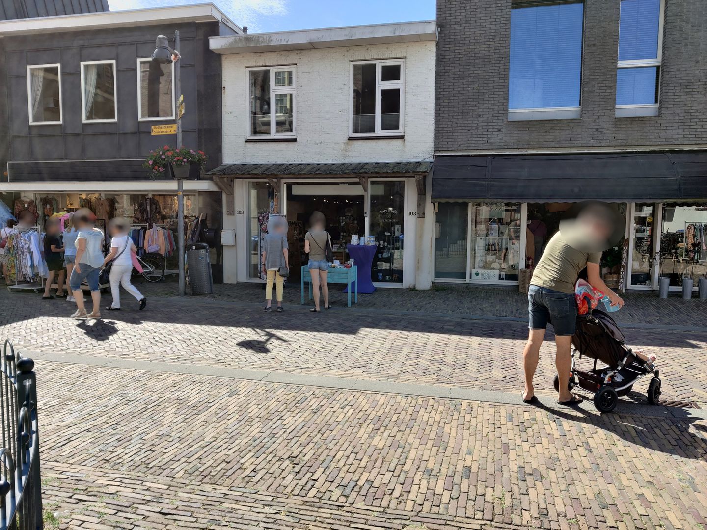 Bekijk foto 1 van Voorstraat 103