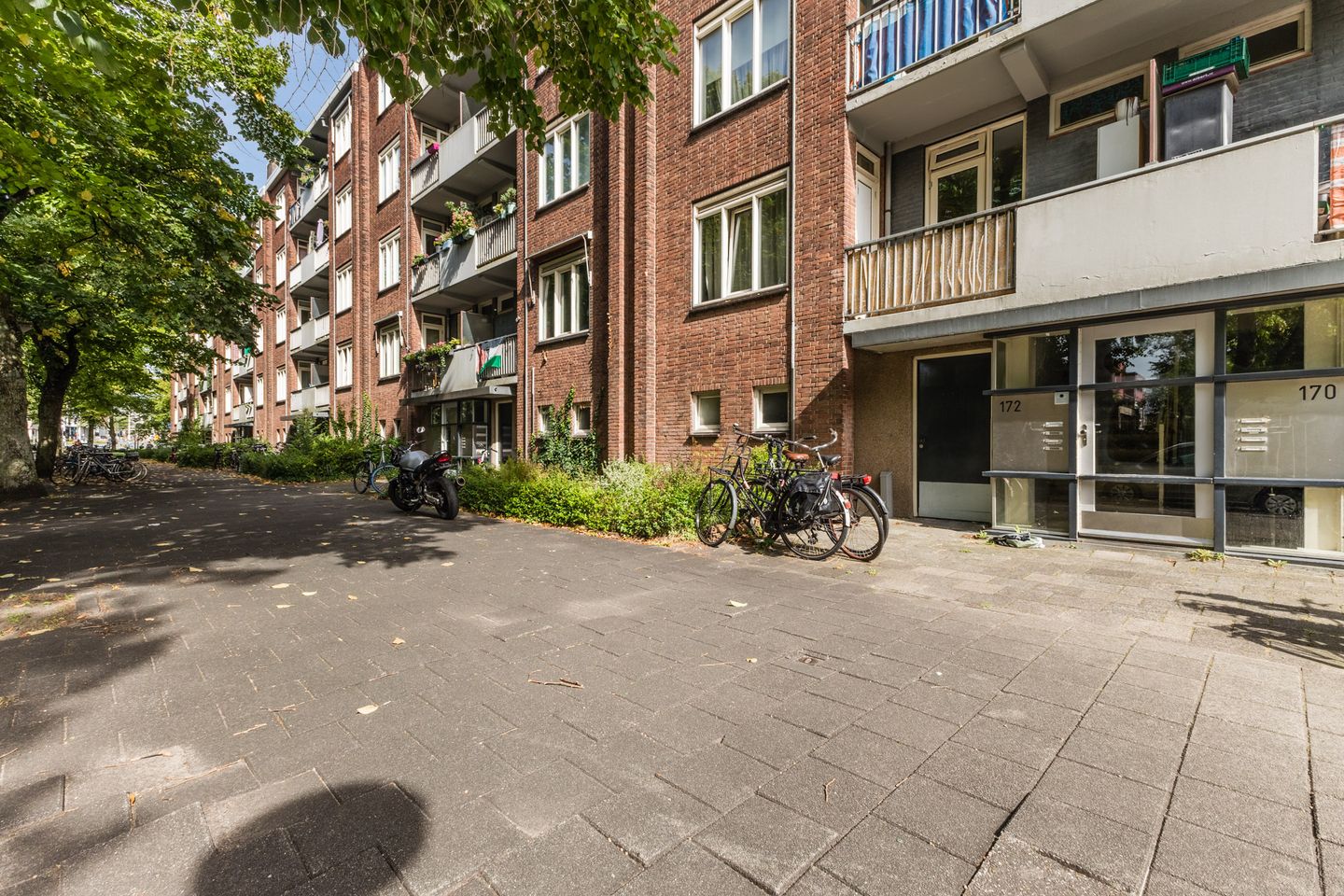 Photo 5 of Burgemeester Fockstraat 170-1