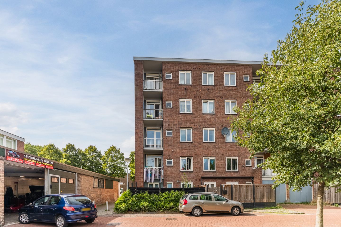 Photo 29 of Burgemeester Fockstraat 170-1