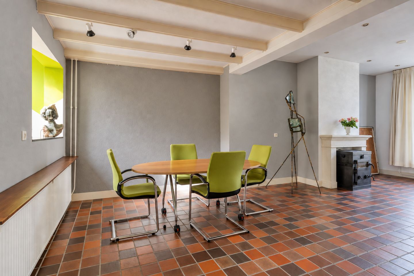 Photo 10 of Dorpsstraat LK 23