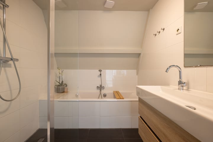 Appartement te koop: Abraham Kuyperlaan 106B02, Rotterdam