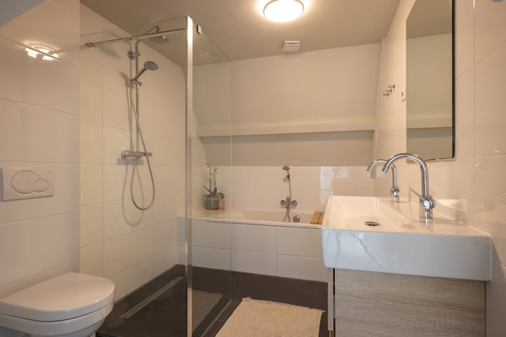 Appartement te koop: Abraham Kuyperlaan 106B02, Rotterdam