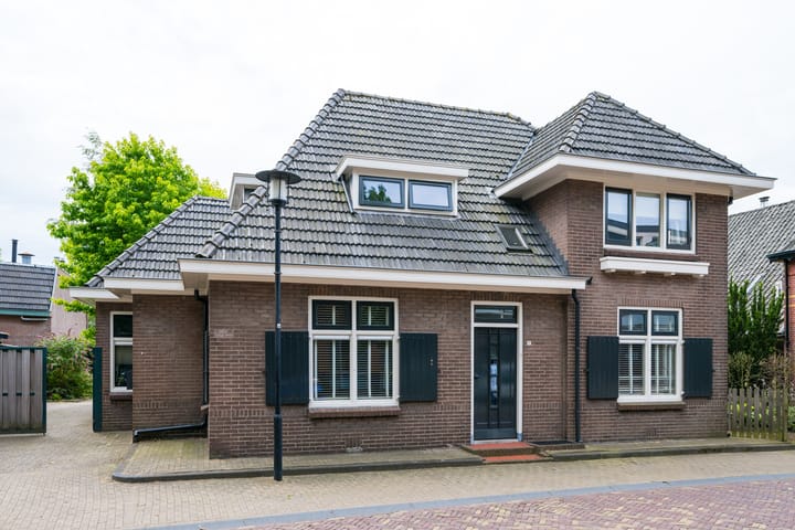 Foto 4 van Banninkstraat 3
