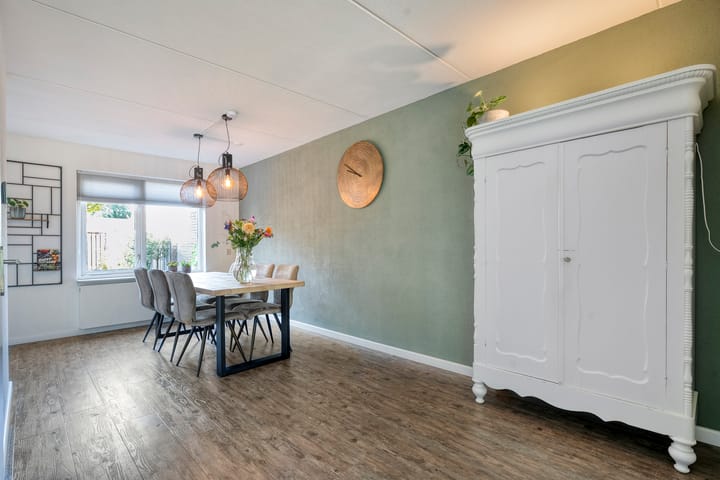 Tussenwoning te koop: Buizerd 9, Raalte