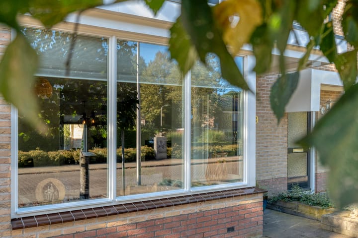 Tussenwoning te koop: Buizerd 9, Raalte