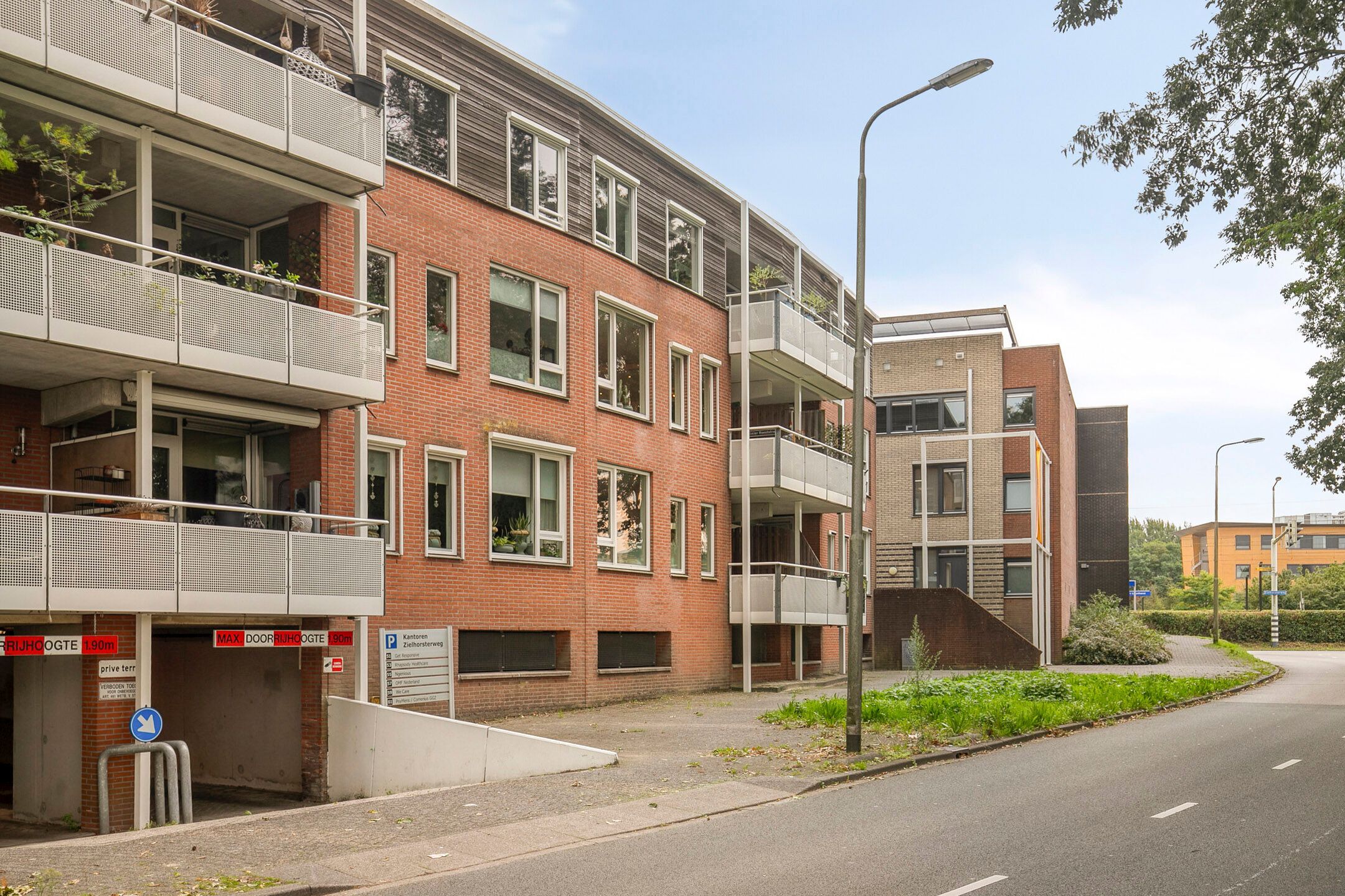 Photo 24 of Sara Burgerhartsingel 337