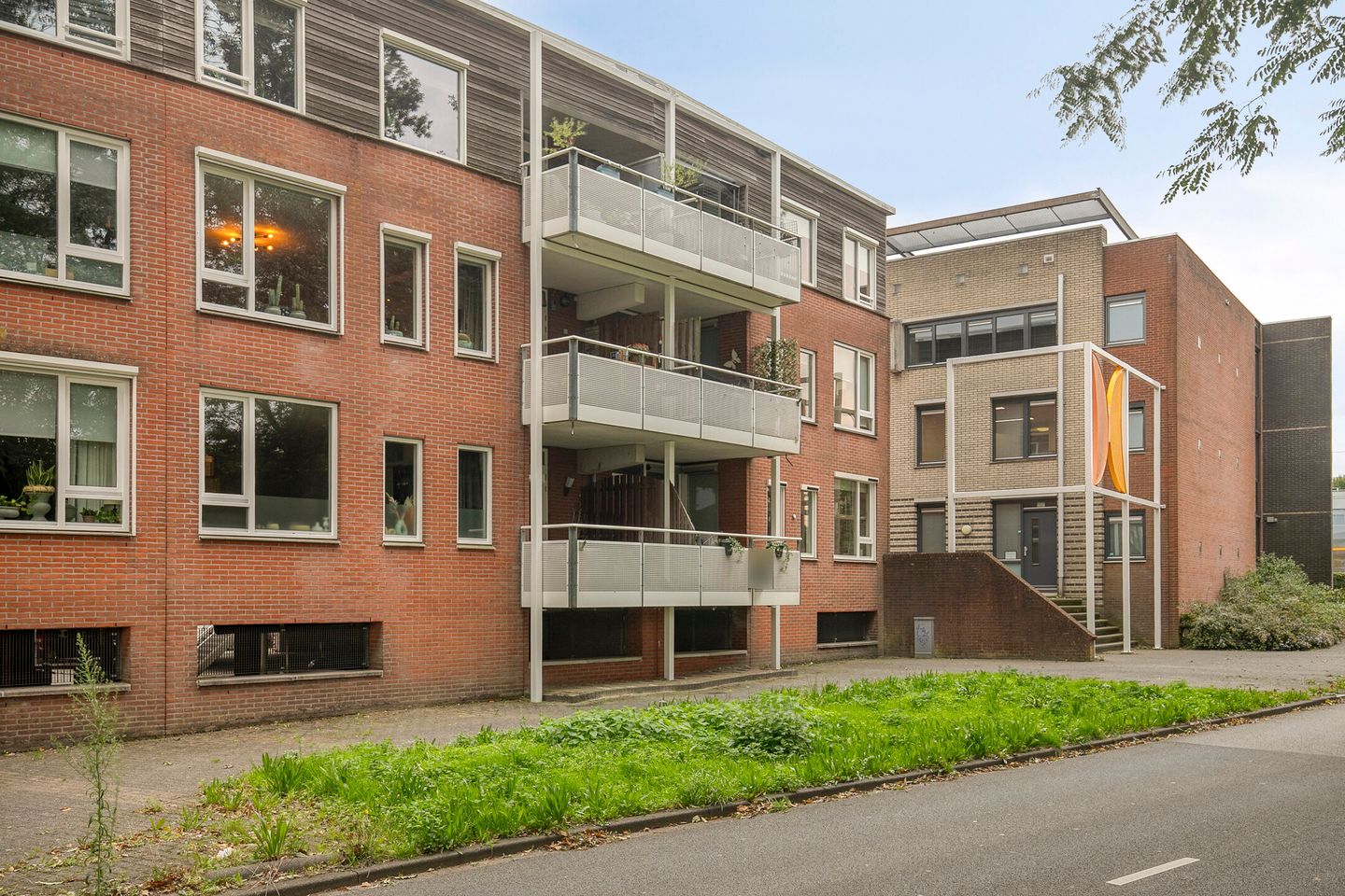 Photo 1 of Sara Burgerhartsingel 337