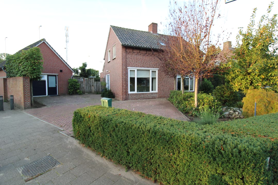 Photo 1 of Dorpsstraat 26