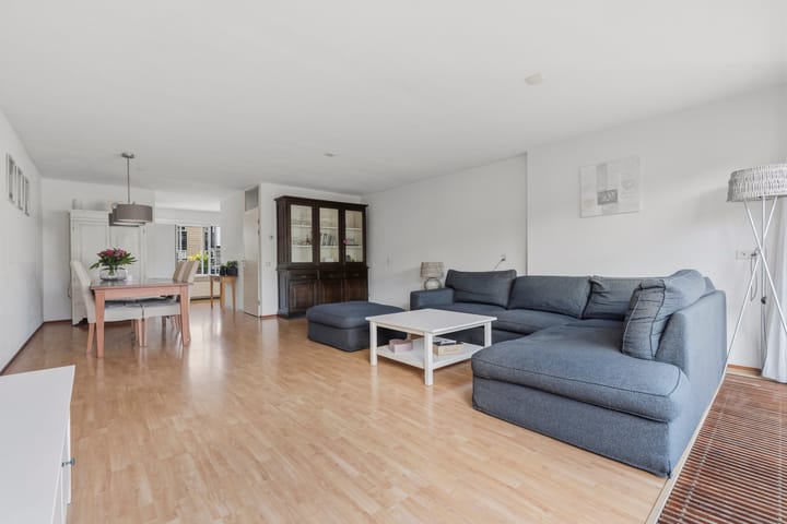 Tussenwoning te koop: Lemenburg 28, Hoofddorp