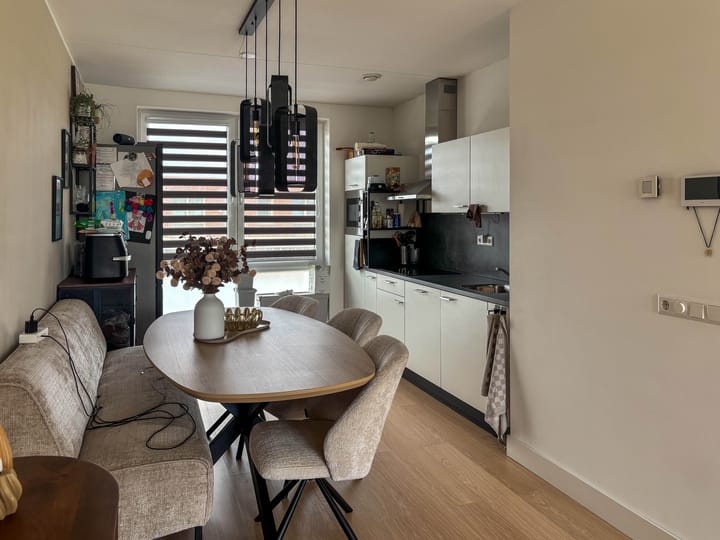 Appartement te huur: Vennelaan 94, Beverwijk