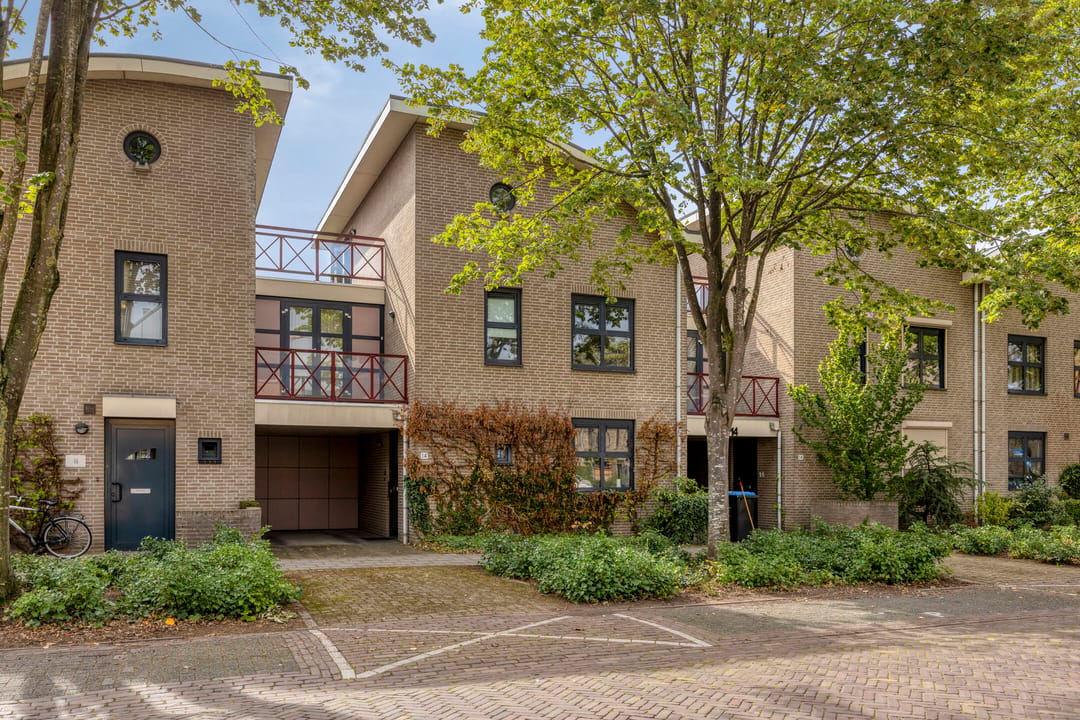 Photo 1 of Patronaatstraat 14-A