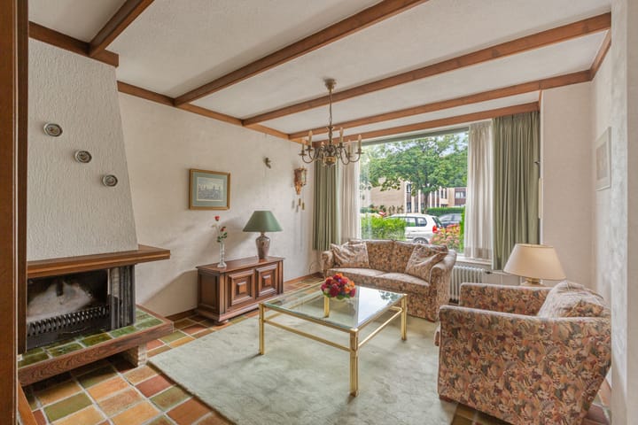Tussenwoning te koop: Egelantierstraat 4, Badhoevedorp