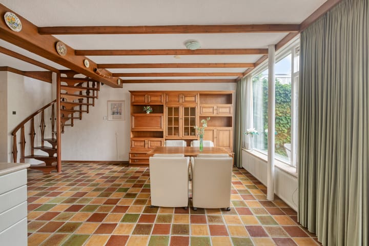 Tussenwoning te koop: Egelantierstraat 4, Badhoevedorp