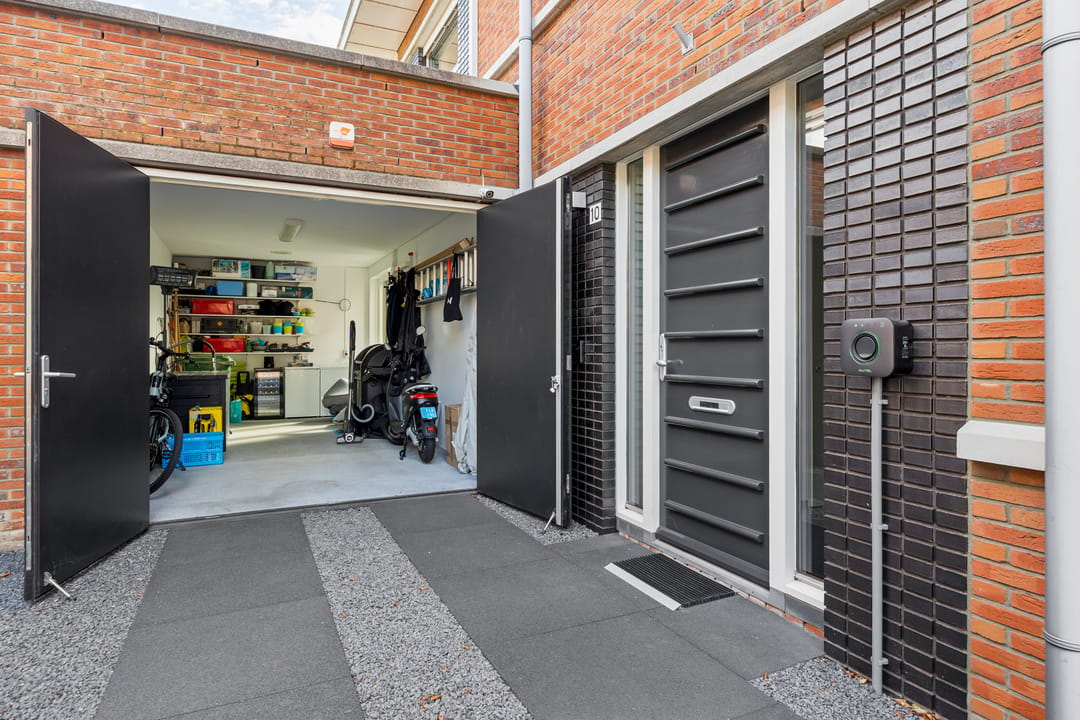 Photo 8 of Molenpolderstraat 10