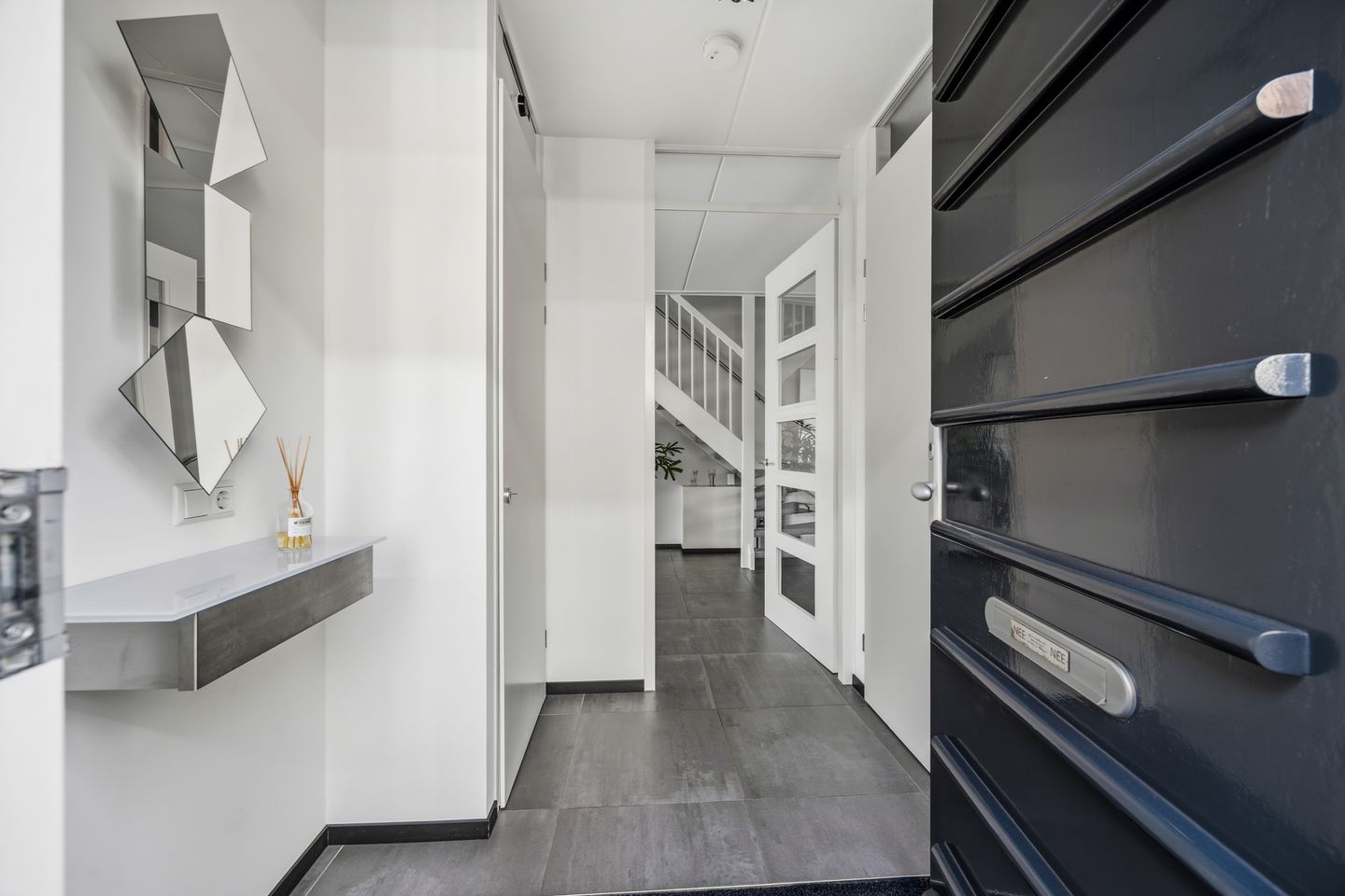 Photo 10 of Molenpolderstraat 10