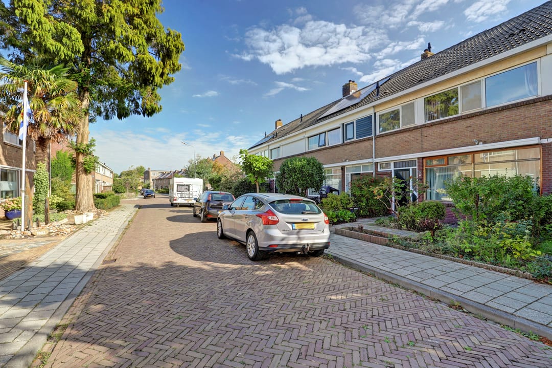 Foto 41 van Poppenroedestraat 6