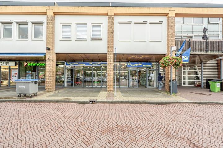 Vierwiekenplein 21-22, Oud-Beijerland