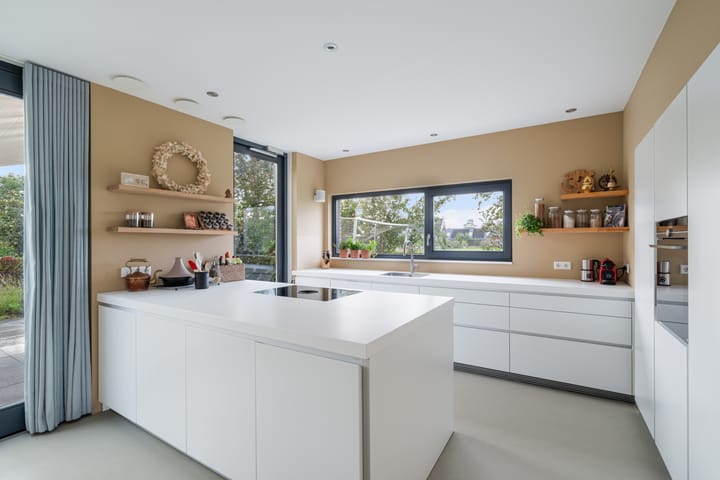 Vrijstaande woning te koop: Nieuwkoopseweg 48A, Pijnacker