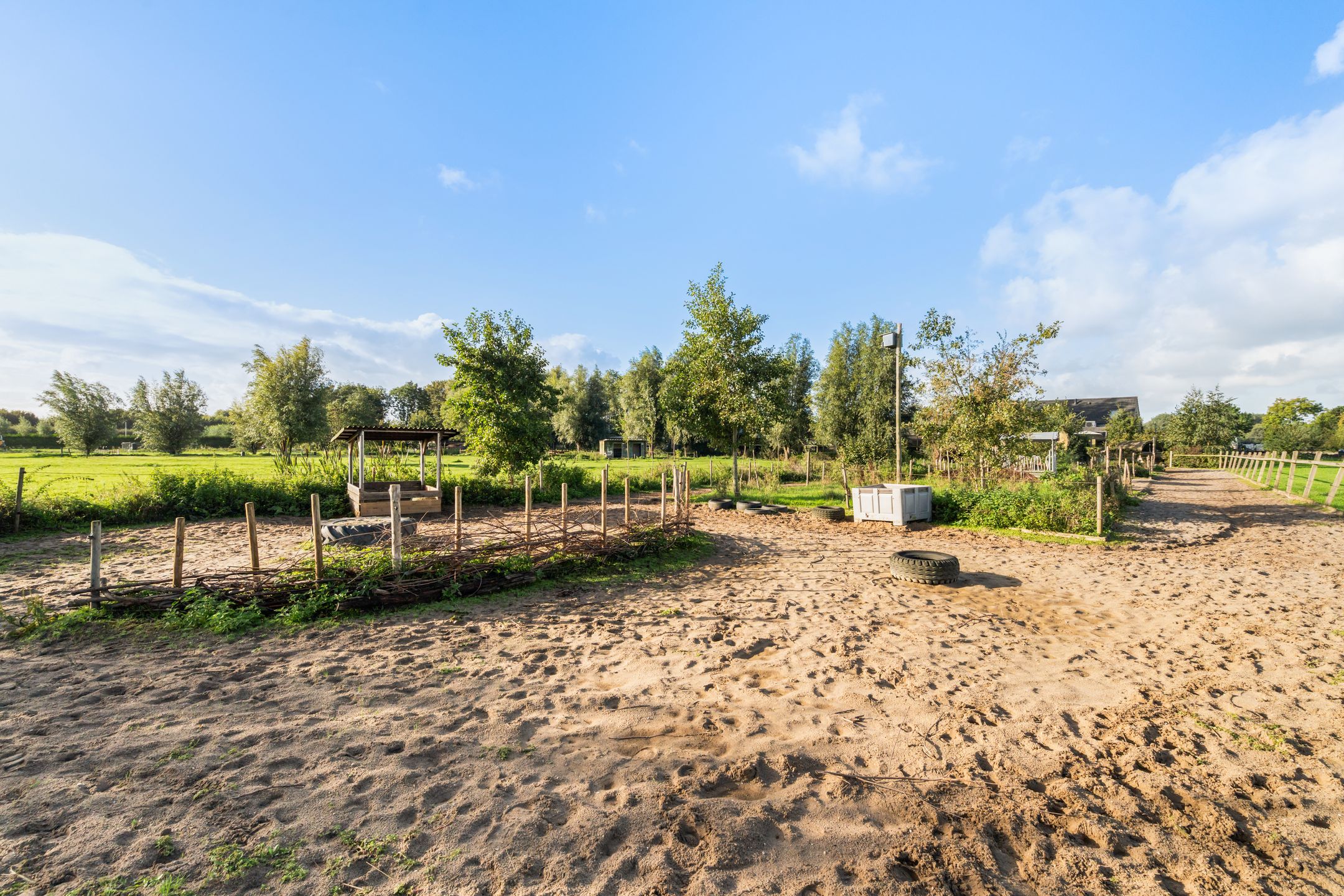 Photo 51 of Nieuwkoopseweg 48-A