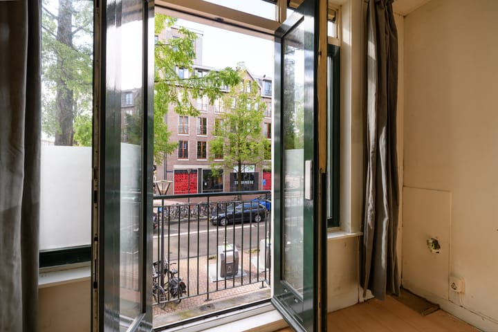 Appartement te koop: Molukkenstraat 61-1, Amsterdam