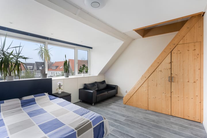 Tussenwoning te koop: Lint van Ackerswoude 46, Pijnacker