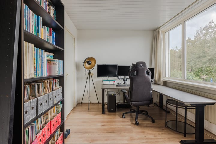 Tussenwoning te koop: Kriekelaar 37, Geldrop