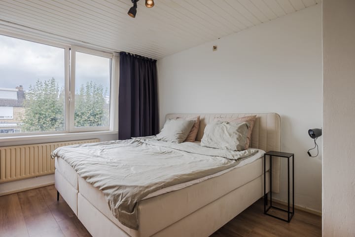Tussenwoning te koop: Kriekelaar 37, Geldrop