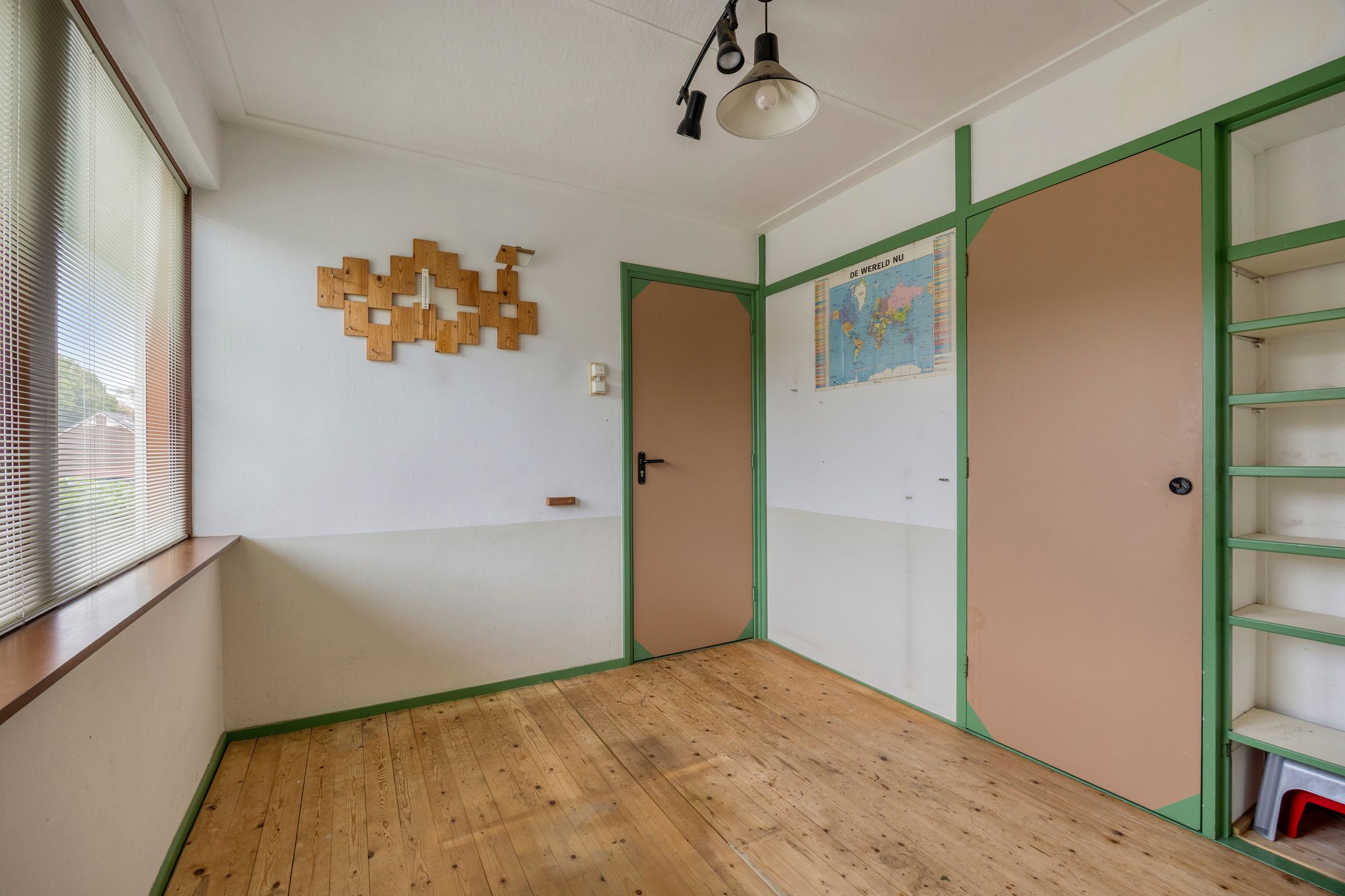 Photo 15 of Roerdompstraat 21