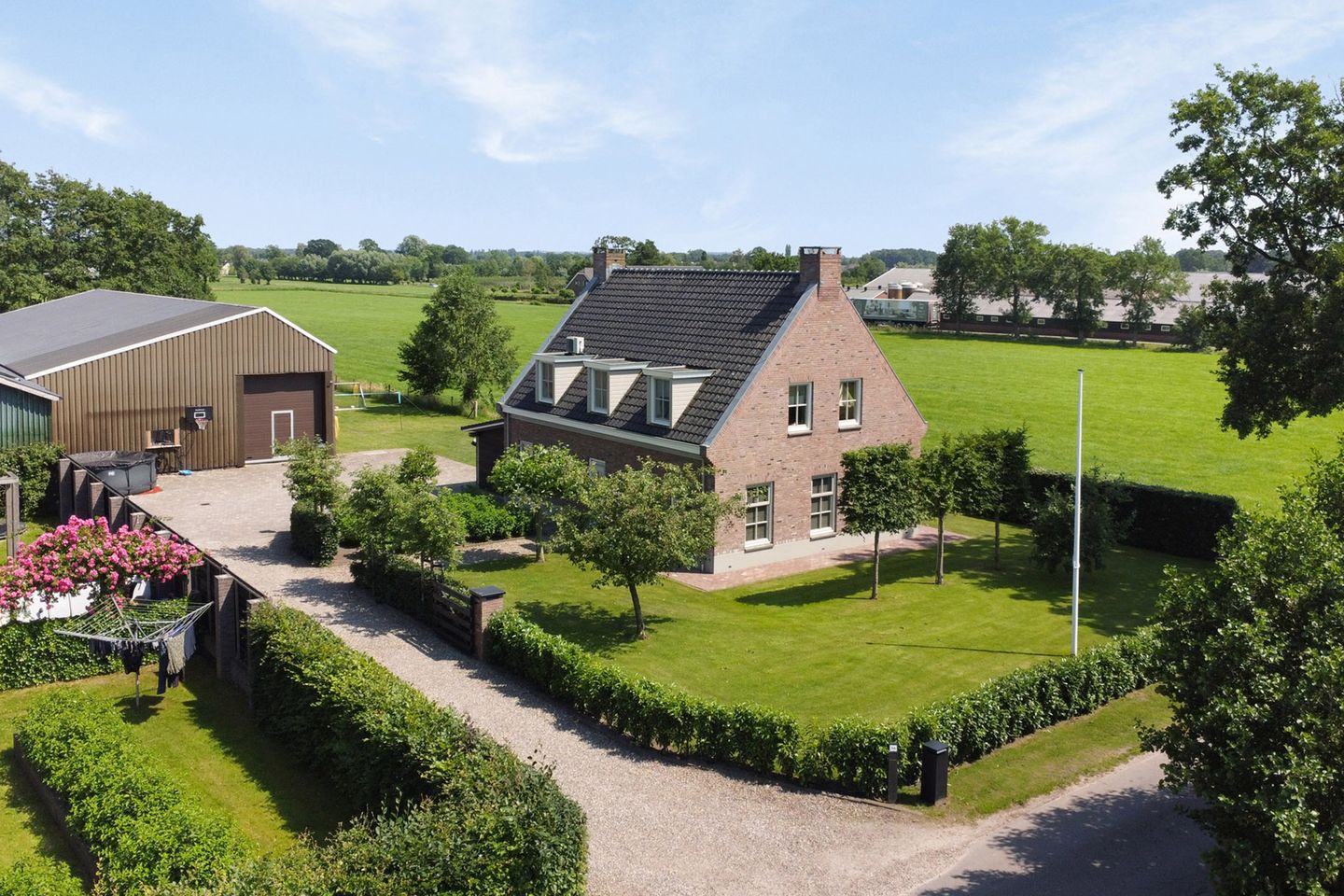 View photo 1 of Poelweg 36