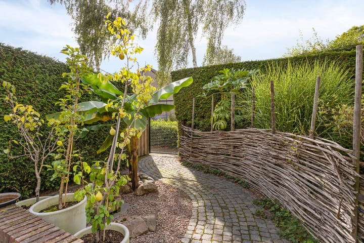 Appartement te koop: Deken van Roestellaan 35A, Rosmalen