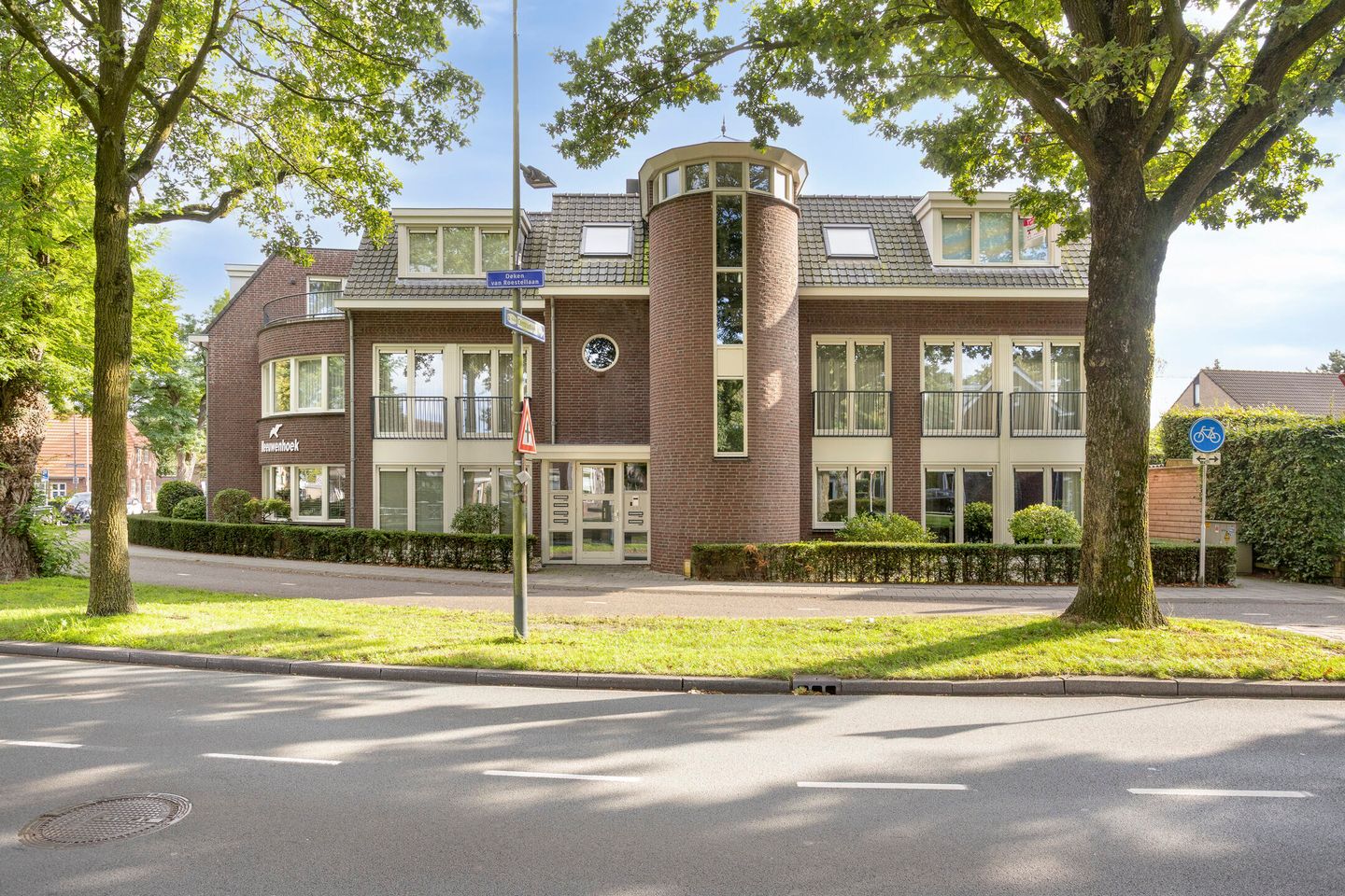 Foto 40 van Deken van Roestellaan 35-A