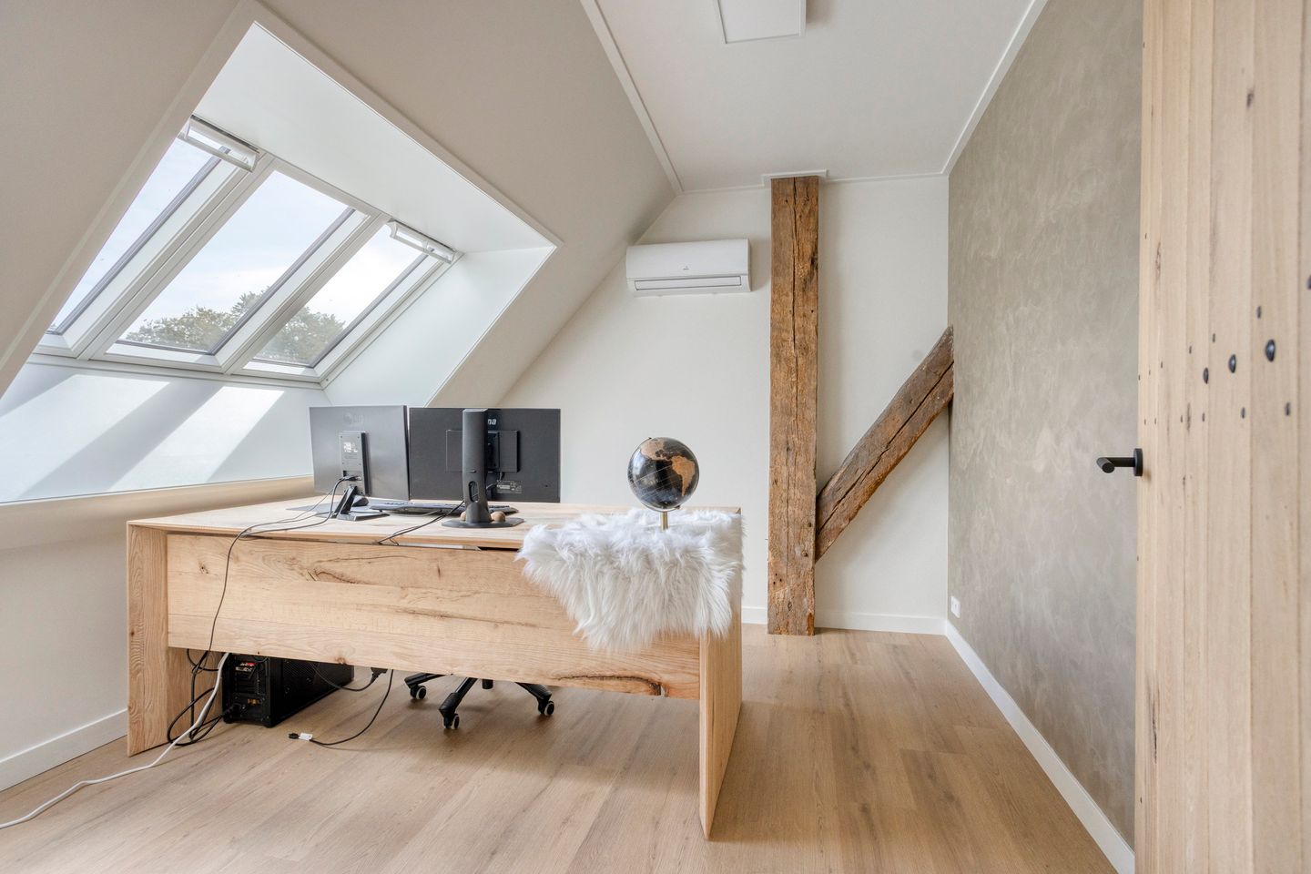 Photo 44 of Knilles Wytseswei 18