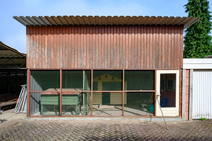 Vrijstaande woning te koop: Burgemeester Willemsestraat 19, Dieren