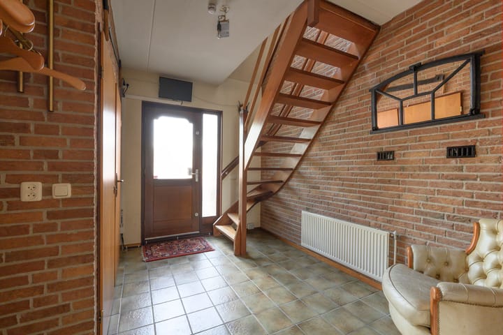 Vrijstaande woning te koop: Burgemeester Willemsestraat 19, Dieren