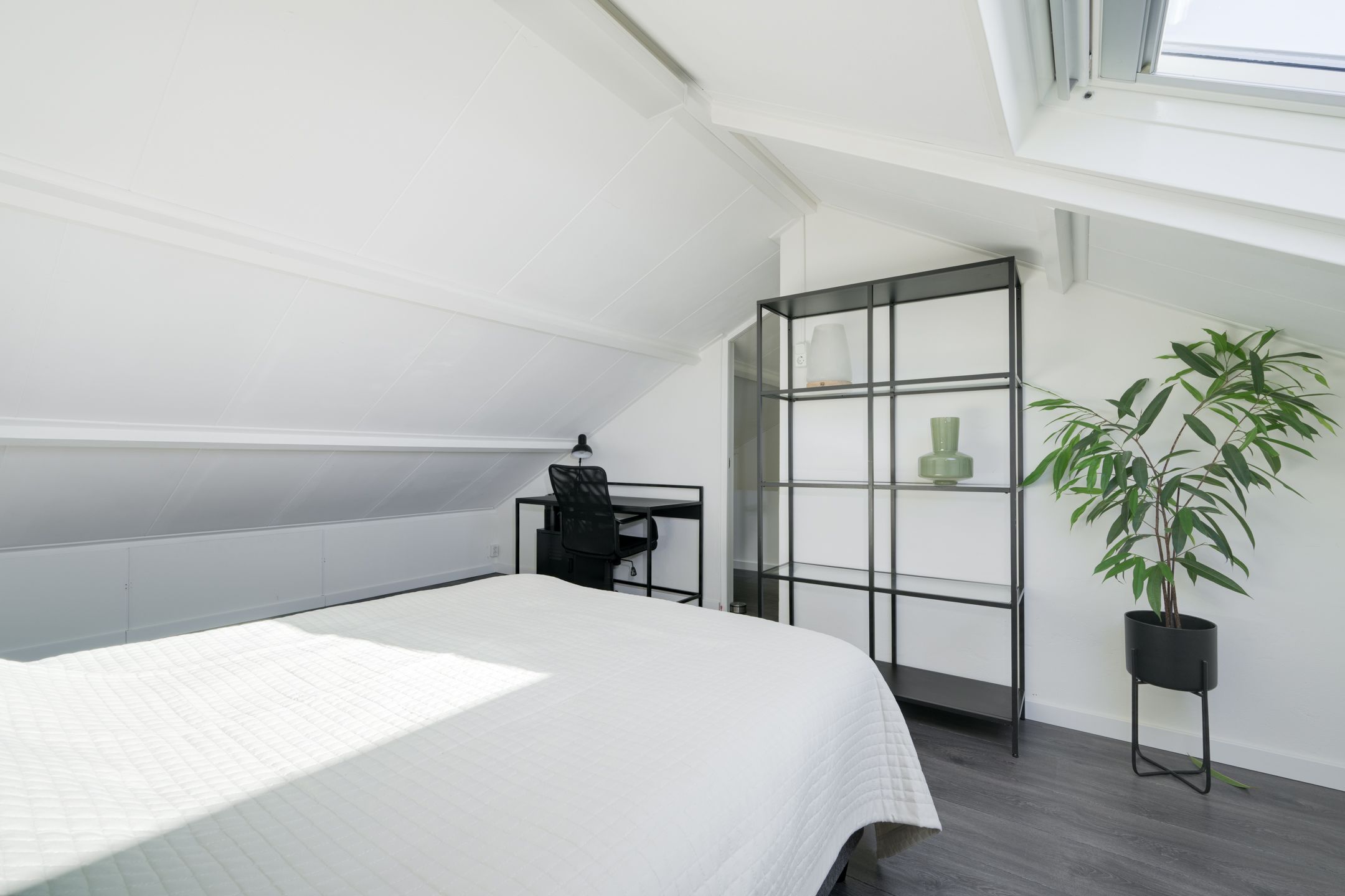 Photo 39 of Arentzenstraat 7