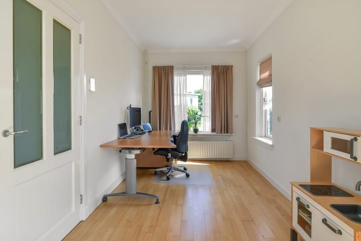 Twee-onder-één-kap te koop: Ploegseweg 17, Oosterbeek