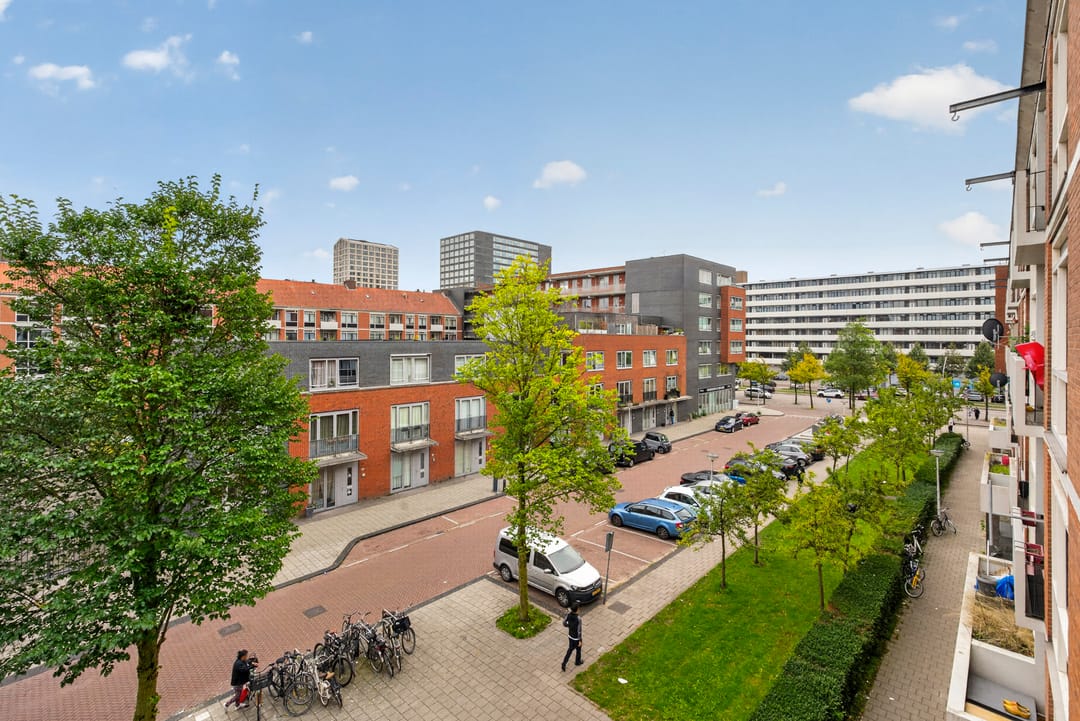 Photo 11 of Jan Mankesstraat 15-2
